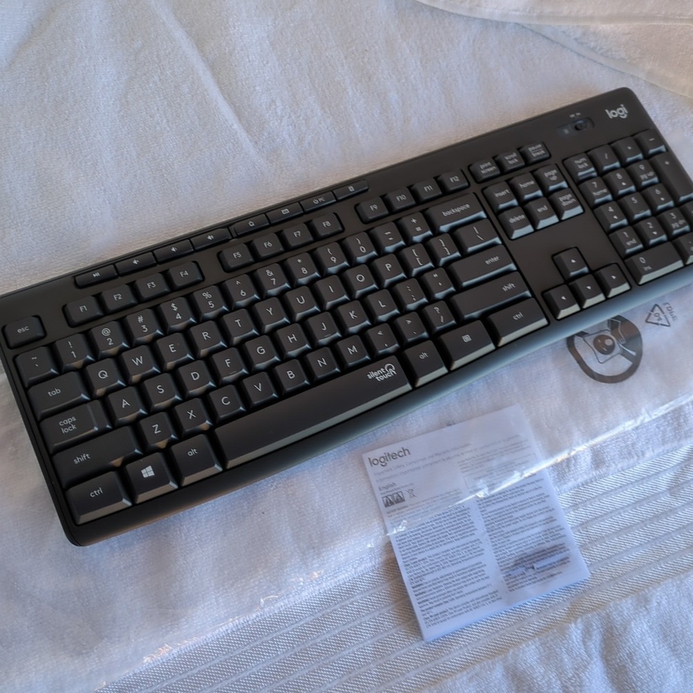 Logitech K295 Silent Touch Wireless Keyboard Black
